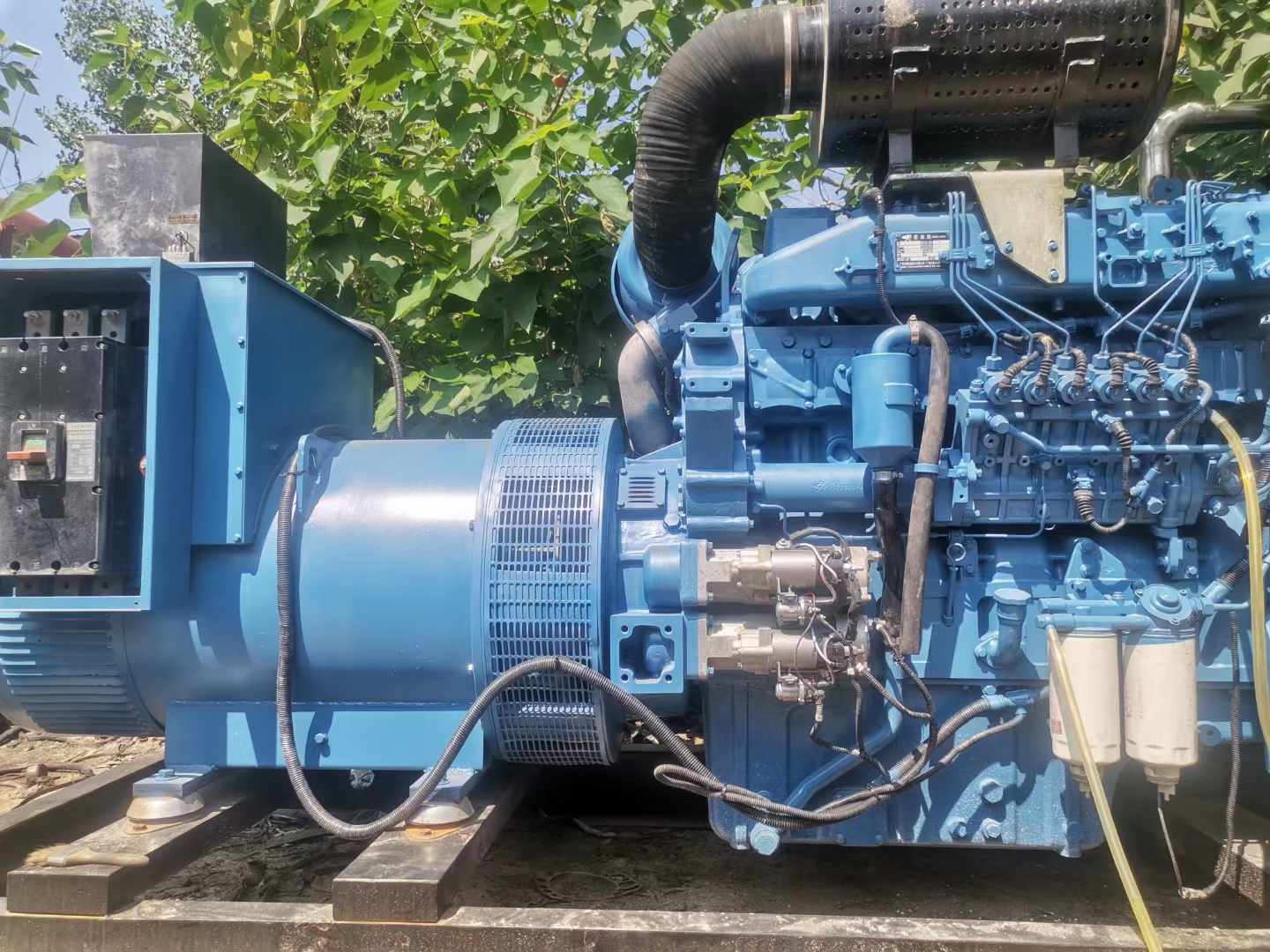 射洪详细说明降低 800kW 柴油发电机输出电流波动的方法